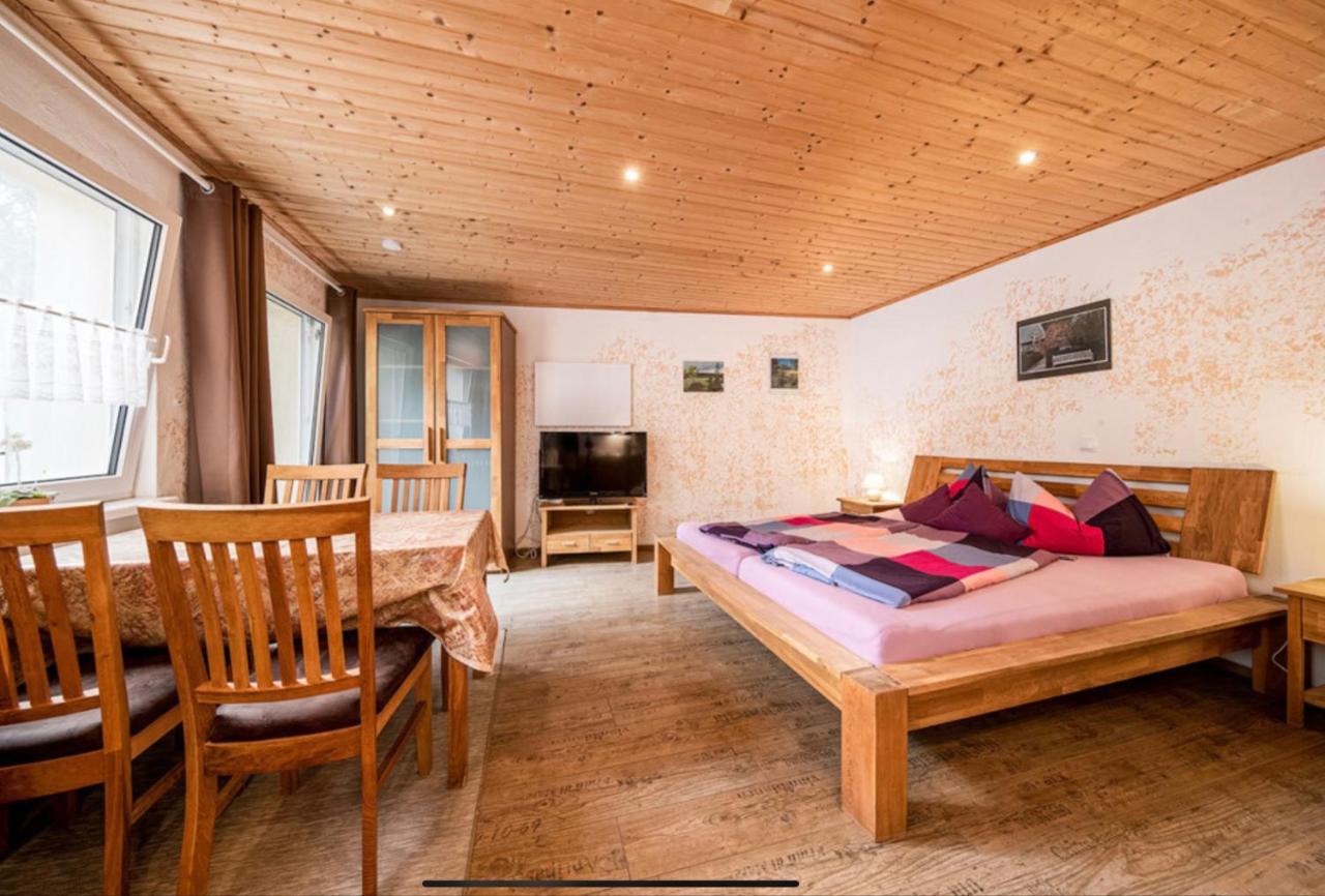 Toskanahaus, Njualms Tannheim Bagian luar foto