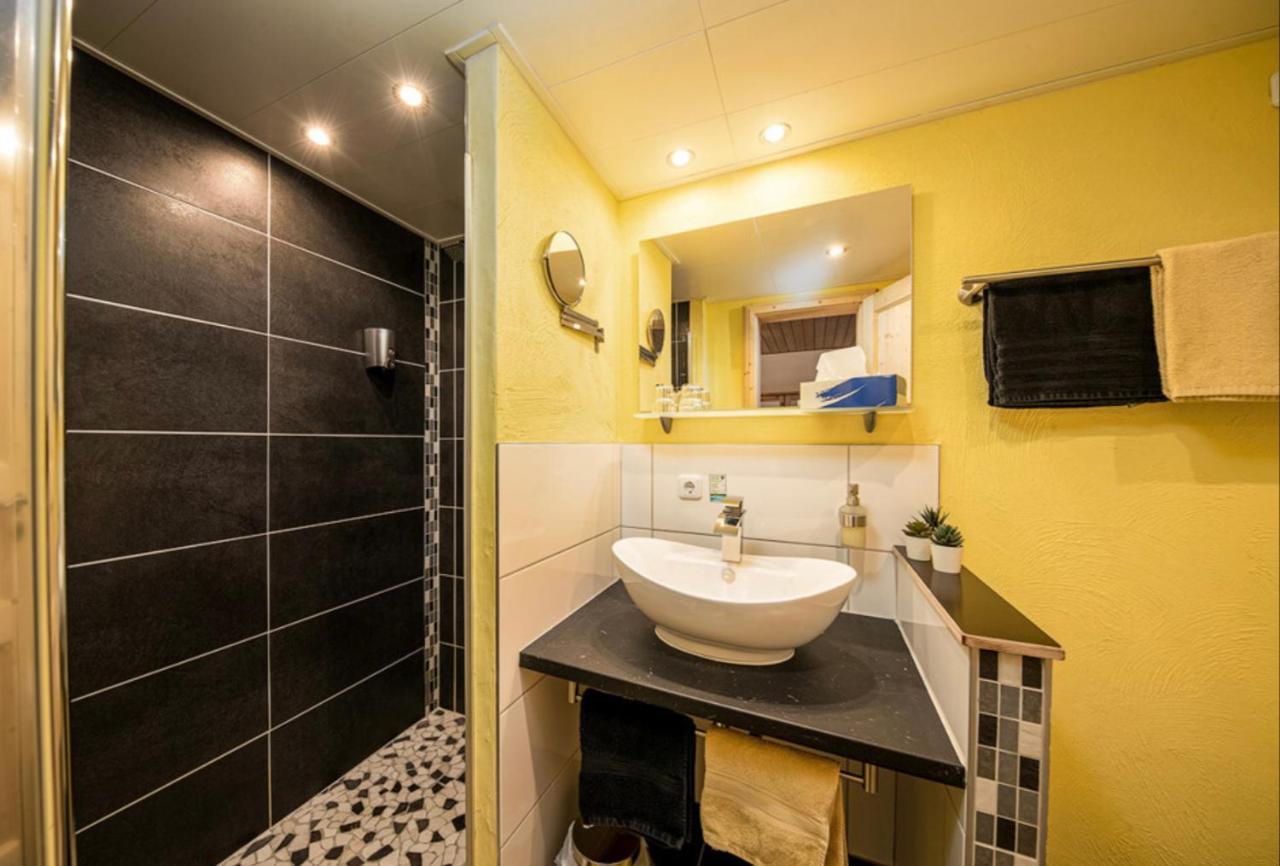 Toskanahaus, Njualms Tannheim Bagian luar foto