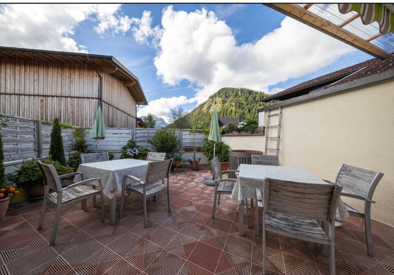 Toskanahaus, Njualms Tannheim Bagian luar foto